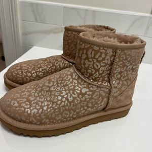 UGG Classic Mini Women’s Suede Snow Leopard Winter  Boots Pink